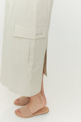 Ina ist 1,75 und trägt Größe S