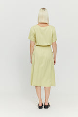 Violina ist 1,75 und trägt Größe S