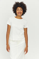 Anthea ist 1,79 und trägt die Größe S