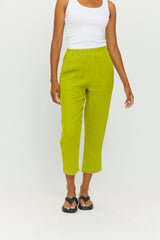 Anthea ist 1,79 und trägt die Größe S