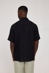 Terence ist 1,90 und trägt Größe L