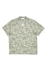 Terence ist 1,90 und trägt Größe L