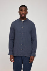 Terence ist 1,90 und trägt Größe L