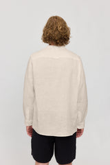 Nick ist 1,88 und trägt Größe L