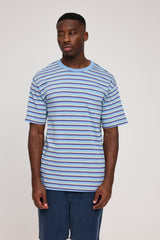 Terence ist 1,90 und trägt Größe L