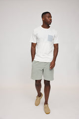 Terence ist 1,90 und trägt Größe L