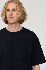 Nick ist 1,88 und trägt Größe L