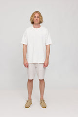 Nick ist 1,88 und trägt Größe L