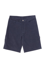 Terence ist 1,90 und trägt Größe L