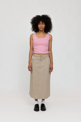 Jade ist 1,75 und trägt Größe S