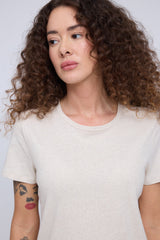 Mandy ist 1,68 und trägt Größe S