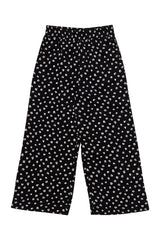 Mandy ist 1,68 und trägt Größe S