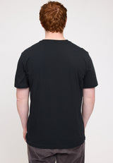 Ben ist 1,85 und trägt Größe L