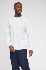 Terence ist 1,90 und trägt Größe L