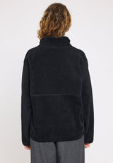 Angelique ist 1,75 und trägt Größe S | Terence ist 1,90 und trägt Größe L