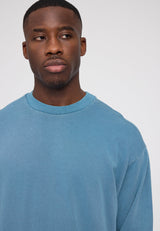 Julia ist 1,78 und trägt Größe S | Terence ist 1,90 und trägt Größe L