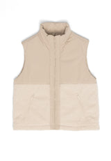 Angelique ist 1,75 und trägt Größe S