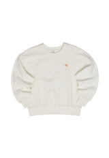 Maren ist 1,75 und trägt Größe S