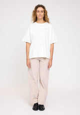 Angelique ist 1,75 und trägt Größe S