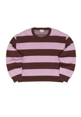 Julia ist 1,78 und trägt Größe S