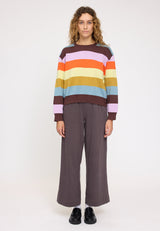 Angelique ist 1,75 und trägt Größe S