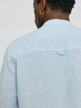 Prince ist 1,85 und trägt Größe L