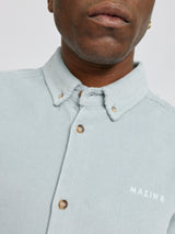 Prince ist 1,85 und trägt Größe L