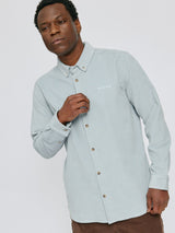 Prince ist 1,85 und trägt Größe L