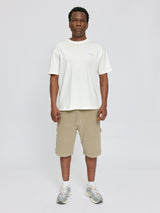 Prince ist 1,85 und trägt Größe L