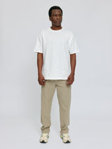 Prince ist 1,85 und trägt Größe L