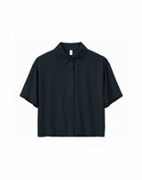 Jade ist 1,75 und trägt Größe S