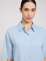 Emma ist 1,76 und trägt Größe S