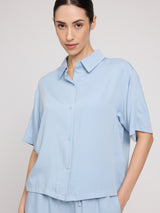 Emma ist 1,76 und trägt Größe S