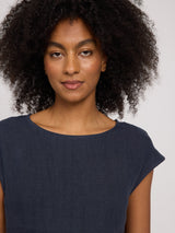 Jade ist 1,75 und trägt Größe S