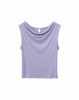 Julia ist 1,78 und trägt Größe S