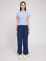 Emma ist 1,76 und trägt Größe S