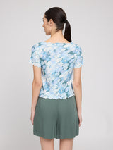 Emma ist 1,76 und trägt Größe S