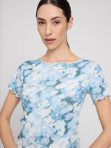 Emma ist 1,76 und trägt Größe S