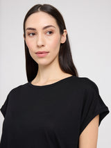 Emma ist 1,76 und trägt Größe S