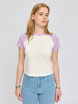 Amber ist 1,74 und trägt Größe S