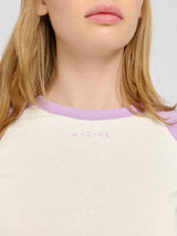 Amber ist 1,74 und trägt Größe S