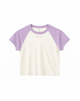 Amber ist 1,74 und trägt Größe S