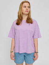 Amber ist 1,74 und trägt Größe S