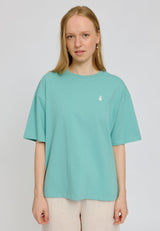 Julia ist 1,78 und trägt Größe S