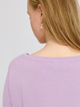 Julia ist 1,78 und trägt Größe S