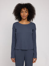 Jade ist 1,75 und trägt Größe S