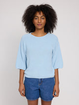 Jade ist 1,75 und trägt Größe S