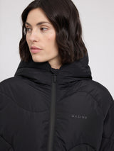 Waves Quilt Short Puffer Jacket black