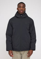 Terence ist 1,90 und trägt Größe L