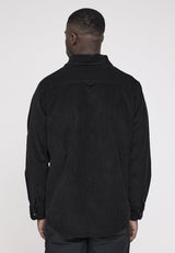 Terence ist 1,90 und trägt Größe L